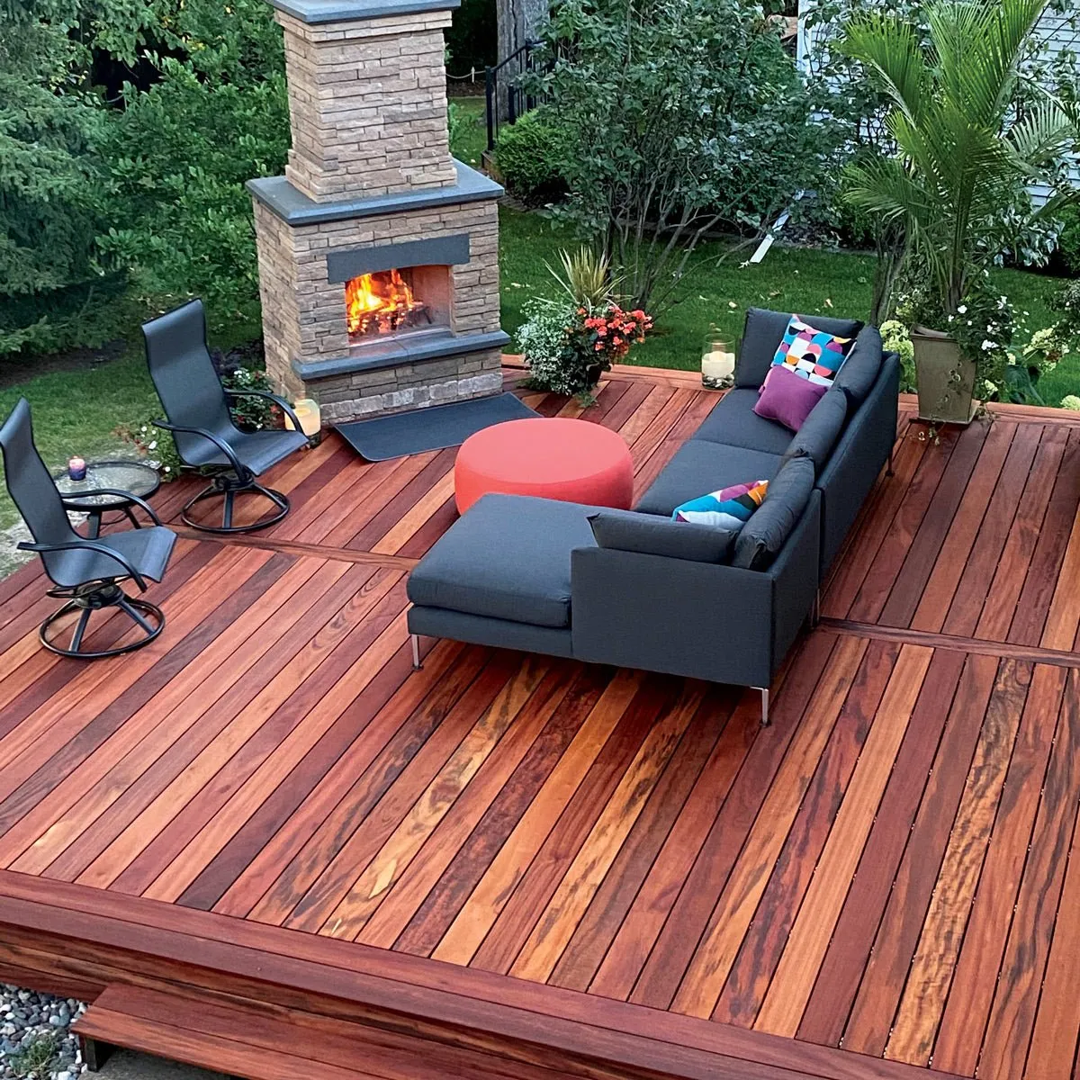 Decks de composite y acabados premium